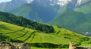 Горы Ингушетии. Фото http://commons.wikimedia.org