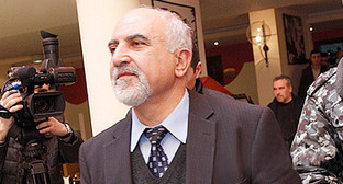 Паруйр Айрикян во время пресс-конференции в Ереване 5 февраля 2013 г. Фото: © PanARMENIAN Photo/Tigran Mehrabyan