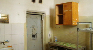 Тюремная камера в старом режимном корпусе СИЗО Нальчика. 2011 г. Фото: http://www.07.fsin.su