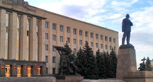 Площадь Ленина в Ставрополе. Фото: Ален Катин, http://commons.wikimedia.org/