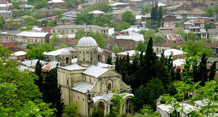 Кутаиси, Грузия. Вид на церковь Благовещения. Фото: Vladimer Shioshvili, http://commons.wikimedia.org,  Creative Commons Attribution-Share Alike 2.0 Generic