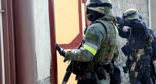 Спецоперация в Баксане. КБР, 23 мая 2014 г. Фото http://nac.gov.ru/ Спецоперация в Баксане. КБР, 23 мая 2014 г. Фото http://nac.gov.ru/