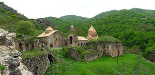 Монастырь Дадиванк, Нагорный Карабах. Фото: http://newsarmenia.ru/karabah/20121025/42739945.html