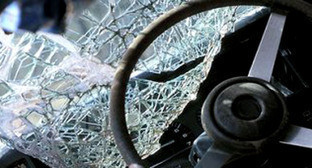 ДТП с участием пассажирского автобуса. Азербайджан, 9 октября 2014 г. Фото http://www.1news.az/