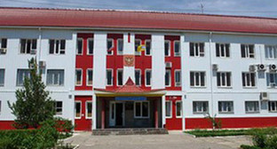 Элистинский городской суд. Фото: http://pravo.ru/store/images/6/10713.jpg