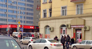 Возгорание в квартире, где расположен офис Сводной мобильной группы (СМГ). Грозный, 15 декабря 2014 г. Фото Ахмеда Альдебирова для "Кавказского узла"