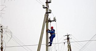 Восстановление энергоснабжения. Фото: http://www.34.mchs.gov.ru/upload/site31/document_operational/MPAZmOJy2g-big-350.jpg