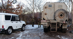 Спецоперация. Фото: http://nac.gov.ru/nakmessage/2015/01/20/v-kbr-neitralizovan-odioznyi-podryvnik-banditskogo-podpolya.html Спецоперация. Фото: http://nac.gov.ru/nakmessage/2015/01/20/v-kbr-neitralizovan-odioznyi-podryvnik-banditskogo-podpolya.html