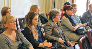 Представители СМИ во время проведения круглого стола, который состоялся после вручения премии имени Ахмеднаби Ахмеднабиева. Москва, 13 марта 2015 г. Фото Магомеда Туаева для "Кавказского узла"