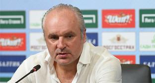 Тренер «Краснодара» Игорь Шалимов на пресс-конференция . Фото https://www.fckrasnodar.ru/team/video/object/?object_id=129573 Тренер «Краснодара» Игорь Шалимов на пресс-конференция . Фото https://www.fckrasnodar.ru/team/video/object/?object_id=129573