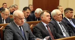 Участники заседание НАК в Москве 10.10.2017. Фото http://nac.gov.ru/nak-prinimaet-resheniya/v-moskve-proshlo-zasedanie-nacionalnogo-9.html Участники заседание НАК в Москве 10.10.2017. Фото http://nac.gov.ru/nak-prinimaet-resheniya/v-moskve-proshlo-zasedanie-nacionalnogo-9.html