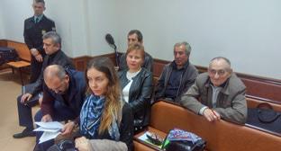 Гуковские шахтеры в Ростовском областном суде. Фото Константина Волгина для "Кавказского узла" Гуковские шахтеры в Ростовском областном суде. Фото Константина Волгина для "Кавказского узла"