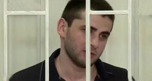 Азиз Джамалутдинов в зале суда. Кадр из видео пользователя Dagestan Live https://www.youtube.com/watch?v=3c_wCoxWzNU
Азиз Джамалутдинов в зале суда. Кадр из видео пользователя Dagestan Live https://www.youtube.com/watch?v=3c_wCoxWzNU