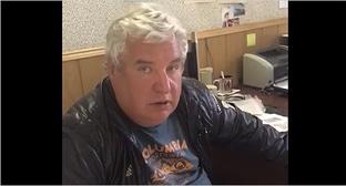 Участник ДТП в Азове, судья азовского горсуда. Фото: Стоп-кадр видео "Судья ростовский отрицает пьяную езду" https://www.youtube.com/watch?time_continue=12&v=FaIKNojvPWc