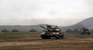 Военные учения с участием танков и авиации в Азербайджане. Фото: пресс-служба Минобороны АР
