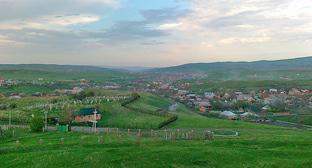 Поселение Верхние Ачалуки в Малгобекском районе Ингушетии. Фото: Ahmed Al-Targimi https://ru.wikipedia.org Поселение Верхние Ачалуки в Малгобекском районе Ингушетии. Фото: Ahmed Al-Targimi https://ru.wikipedia.org