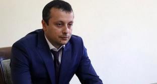 Фуад Шихиев. Фото: пресс-служба администрации Дербентского района Дагестана http://dagpravda.ru/novosti/i-o-glavy-derbentskogo-rajona-stal-fuad-shihiev Фуад Шихиев. Фото: пресс-служба администрации Дербентского района Дагестана http://dagpravda.ru/novosti/i-o-glavy-derbentskogo-rajona-stal-fuad-shihiev