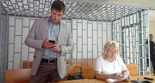 Адвокаты Пётр Заикин и Марина Дубровина. Фото: пресс-служба ПЦ "Мемориал"