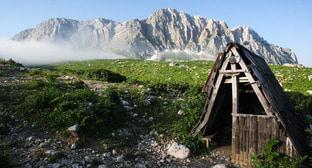 Гора Фишт. Сочи. Кадр из видео пользователя Roadventure https://www.youtube.com/watch?v=vVRIUAjIr2E
Гора Фишт. Сочи. Кадр из видео пользователя Roadventure https://www.youtube.com/watch?v=vVRIUAjIr2E