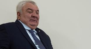 Юрий Хачатуров. Фото © Sputnik / Aram Nersesyan
https://ru.armeniasputnik.am/politics/20180710/13147166/gensek-odkb-budet-doproshen-po-delu-1-marta-v-konce-iyulya.html Юрий Хачатуров. Фото © Sputnik / Aram Nersesyan
https://ru.armeniasputnik.am/politics/20180710/13147166/gensek-odkb-budet-doproshen-po-delu-1-marta-v-konce-iyulya.html