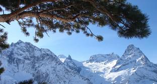 Горы Домбая. Фото пресс-службы Минтуризма Карачаево-Черкесии. http://tourismkchr.ru