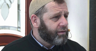 Хамзат Чумаков. Кадр из видео пользователя Хамзат Чумаков https://www.youtube.com/watch?v=TDTYLZMR_Gg
