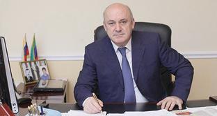 Раджаб Абдулатипов. Кадр из видео пользователя On TV https://www.youtube.com/watch?v=d9d3eg3ovVQ
