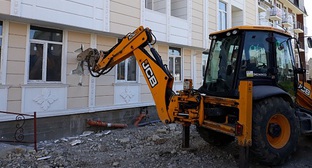 Снос самостроя в Сочи. Фото пресс-службы администрации города. https://www.sochi.ru/press-sluzhba/novosti/11/121899/