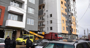 В доме, в котором произошел взрыв газа. Тбилиси, 17 января 2019 г. Фото © Sputnik / Vladimir Umikashvili https://sputnik-georgia.ru/reviews/20190117/243944486/Nochnaya-tragediya-kto-postroil-dom-v-Tbilisi-i-pochemu-progremel-vzryv.html В доме, в котором произошел взрыв газа. Тбилиси, 17 января 2019 г. Фото © Sputnik / Vladimir Umikashvili https://sputnik-georgia.ru/reviews/20190117/243944486/Nochnaya-tragediya-kto-postroil-dom-v-Tbilisi-i-pochemu-progremel-vzryv.html