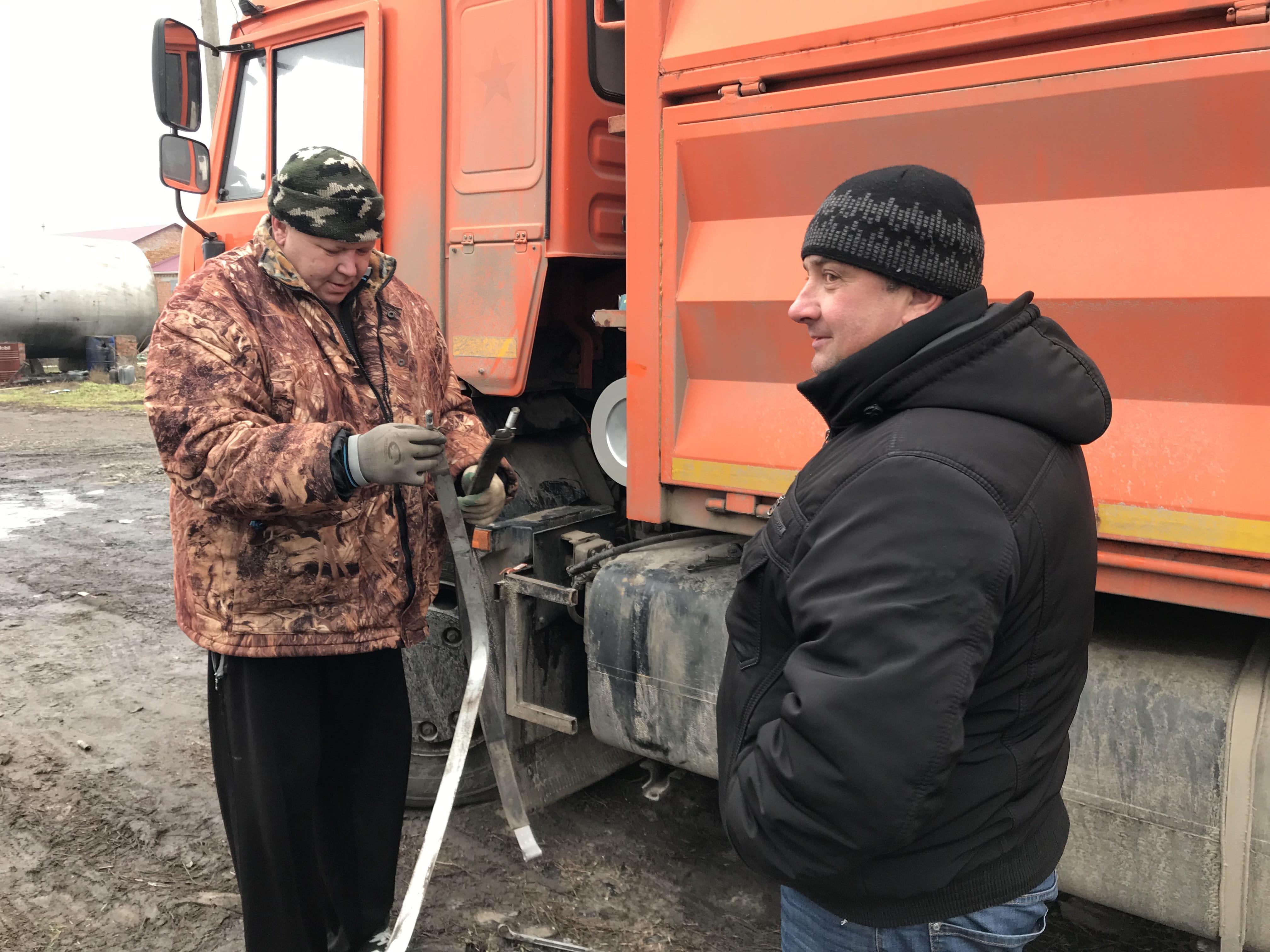 Кавказский Узел | Ростовские водители зерновозов протестуют против  недобросовестной конкуренции