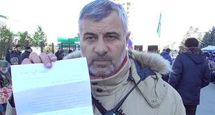 Барах Чемурзиев. Скриншот видео Кавказ.Реалии https://www.youtube.com/watch?v=sK0TN_VlQnU
