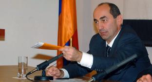 Роберт Кочарян. Фото Пресс-службоа ПРЕЗИДЕНТ РЕСПУБЛИКИ АРМЕНИЯ http://2rd.am/ru/