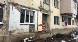 Место, на котором была установлена незаконаня пристройка. Фото Пресс-служба местной администрации г. о. Нальчик Место, на котором была установлена незаконаня пристройка. Фото Пресс-служба местной администрации г. о. Нальчик