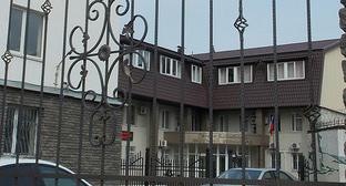 Вход в Северо-Кавказский окружной военный суд. Фото Константина Волгина для "Кавказского узла" Вход в Северо-Кавказский окружной военный суд. Фото Константина Волгина для "Кавказского узла"
