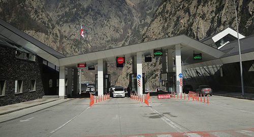 Кавказский Узел | Проезд Через Кпп "Верхний Ларс" Ограничен Для Фур Из-За  Ремонта В Грузии