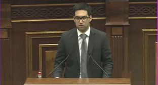 Министр юстиции Армении Рустам Бадасян. Фото: скриншот с видео на канале в Youtube Parliament of Armenia https://www.youtube.com/watch?time_continue=8278&v=_st3JwD6rWM 