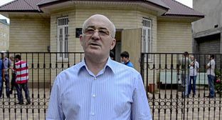 Абдулмеджид Сулейманов. Стопкадр видео пользователя 
TVMahachkala Mahachkala  https://www.youtube.com/watch?v=ZR2ZnQjAH-0