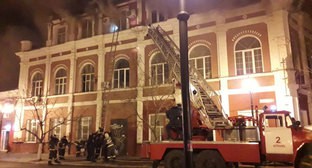 Пожар в доме на ул.Советской в Астрахани. 2 января 2020 года. Фото: пресс-служба ГУ МЧС по Астраханской области https://30.mchs.gov.ru/deyatelnost/press-centr/operativnaya-informaciya/4048250