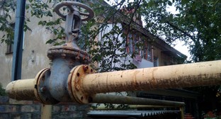 Труба распределения газа у частного дома. Фото Дины Духовской для "Кавказского узла"