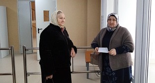 Румина Саутиева и Ася Газдиева, сестры Зарифы Саутиевой. 6 марта 2020. Фото Аси Капаевой для "Кавказского узла"
