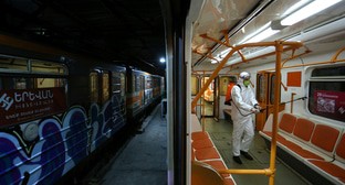 Дезинфекция метро в Ереване. Фото Vahram Baghdasaryan/ REUTERS
