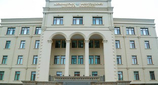 Министерство обороны Азербайджана. Фото: https://mod.gov.az/az/news/mayin-2-dek-silahli-quvvelerin-yardim-fonduna-daxil-olan-vesait-30835.html