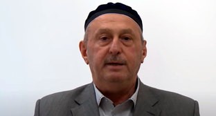 Якуб Белхороев. Кадр видео канала
ingushetiya tv https://youtu.be/mr8TUmtIFVM Якуб Белхороев. Кадр видео канала
ingushetiya tv https://youtu.be/mr8TUmtIFVM