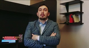 Билан Дзугаев. Скриншот видео 
Фортанга Org https://www.youtube.com/watch?v=HFvrwTUw3nI