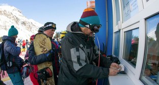 Туристы на курорте "Эльбрус". Фото пресс-службы курорта http://www.5642-elbrus.ru/ Туристы на курорте "Эльбрус". Фото пресс-службы курорта http://www.5642-elbrus.ru/