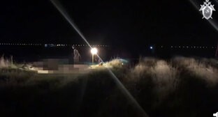 Сутрудники спецслужб на месте трагедии. Кадр видео: СУ СКР по Волгоградской области https://v1.ru/text/incidents/2021/05/07/69903545/#card_4 Сутрудники спецслужб на месте трагедии. Кадр видео: СУ СКР по Волгоградской области https://v1.ru/text/incidents/2021/05/07/69903545/#card_4