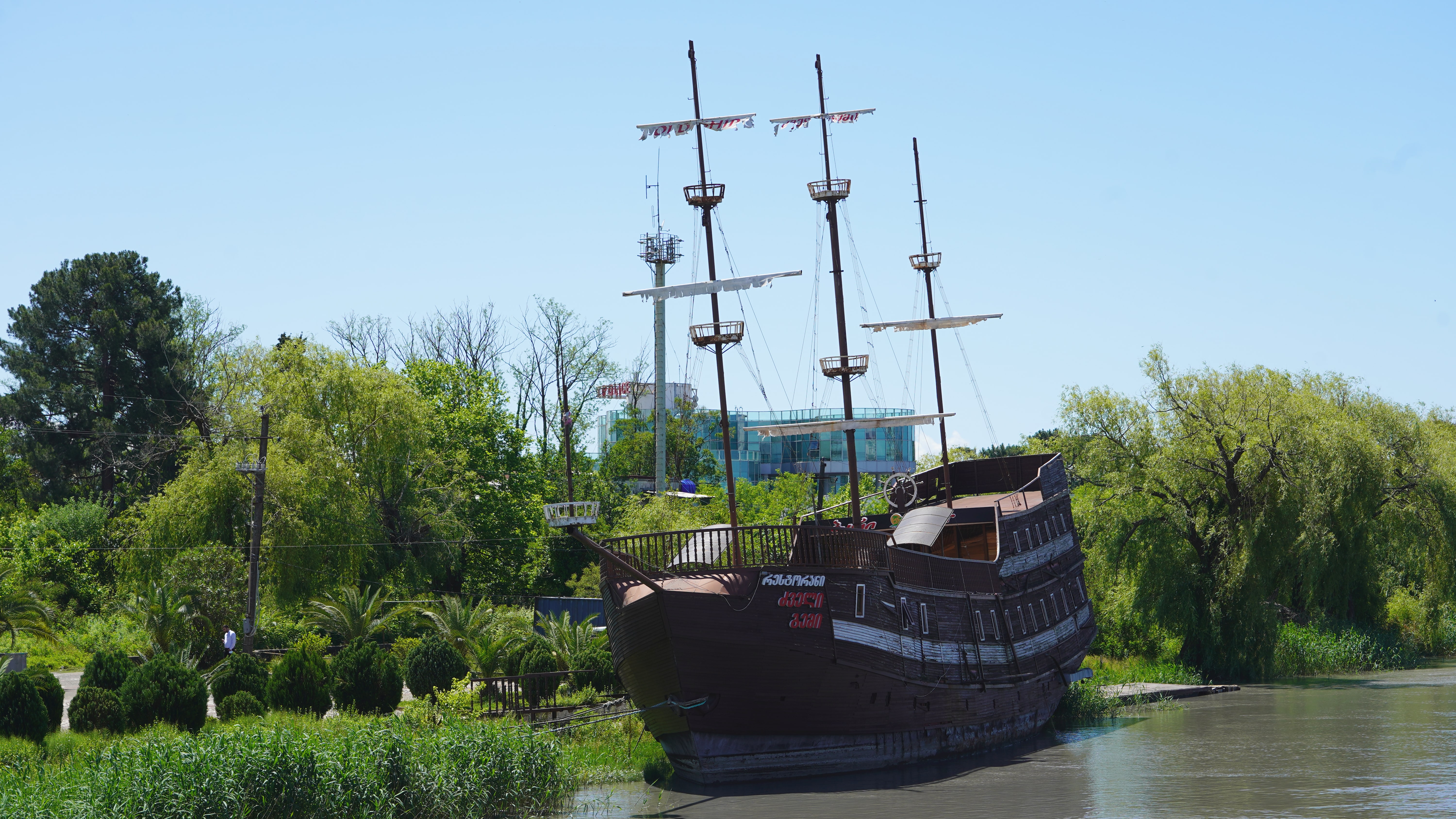 Туристическая инфраструктура. Фото: Давид Пипия, JAMnews Туристическая инфраструктура. Фото: Давид Пипия, JAMnews