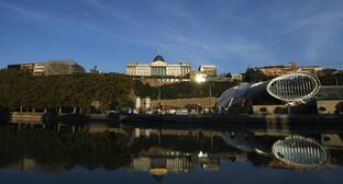 Тбилиси. Фото: REUTERS/David Mdzinarishvili 