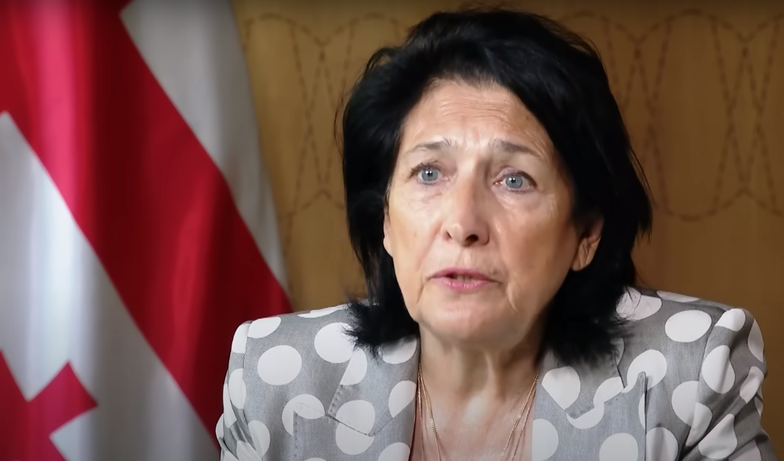 Саломе Зурабишвили. Фото: стоп-кадр видео - https://youtu.be/fFKVkqa7UbI?t=66. Саломе Зурабишвили. Фото: стоп-кадр видео - https://youtu.be/fFKVkqa7UbI?t=66.