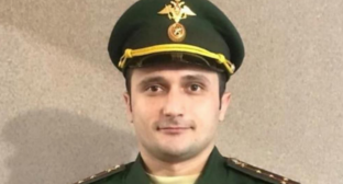 Фахретдин Агабеков. Скриншот фотографии, опубликованной 15.08.22 в Telegram-канале главы Дербентского района, https://t.me/glava_derbent_rayona/355. Фахретдин Агабеков. Скриншот фотографии, опубликованной 15.08.22 в Telegram-канале главы Дербентского района, https://t.me/glava_derbent_rayona/355.